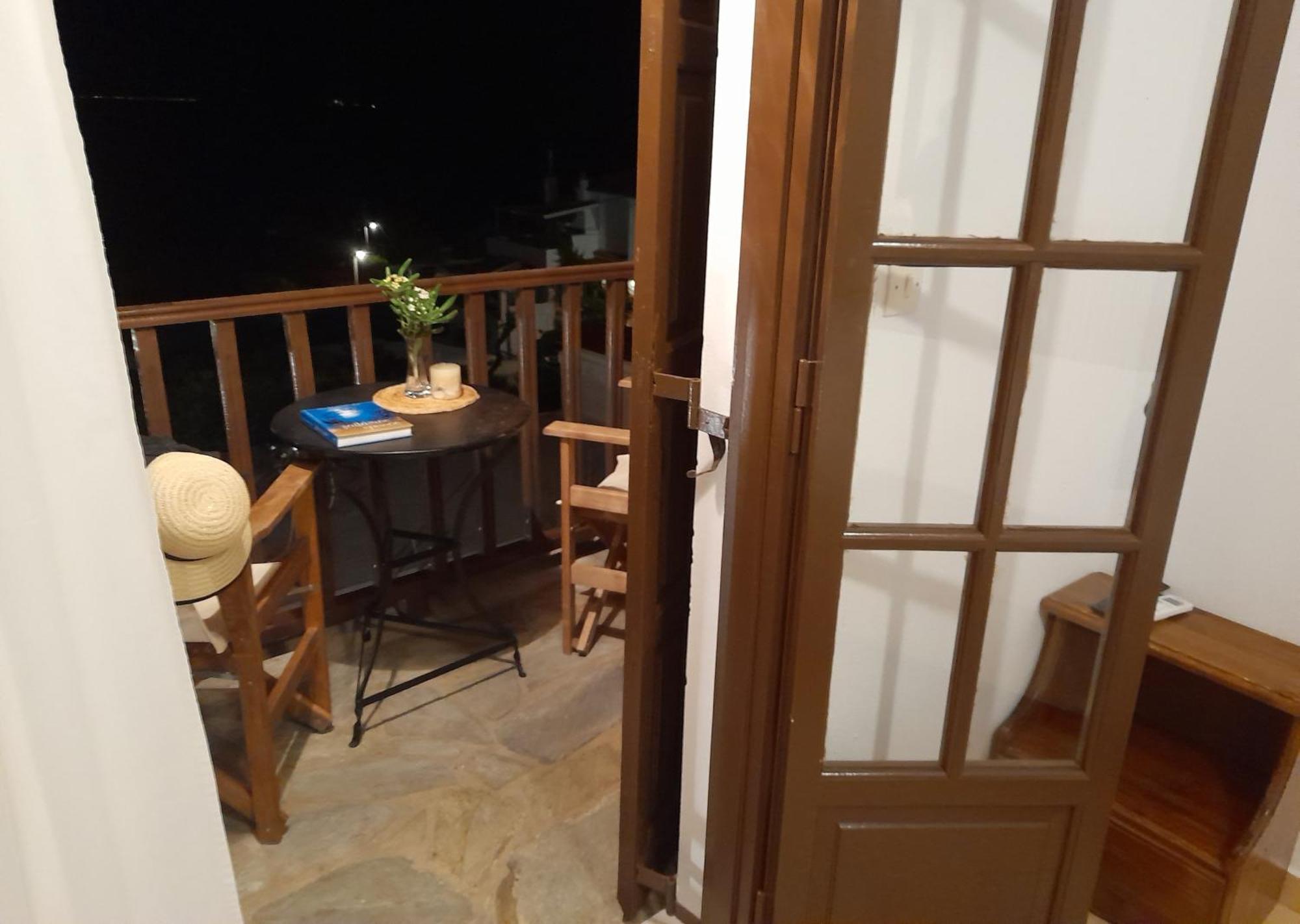Lilian Beachfront Apartments Neo Klima Dış mekan fotoğraf