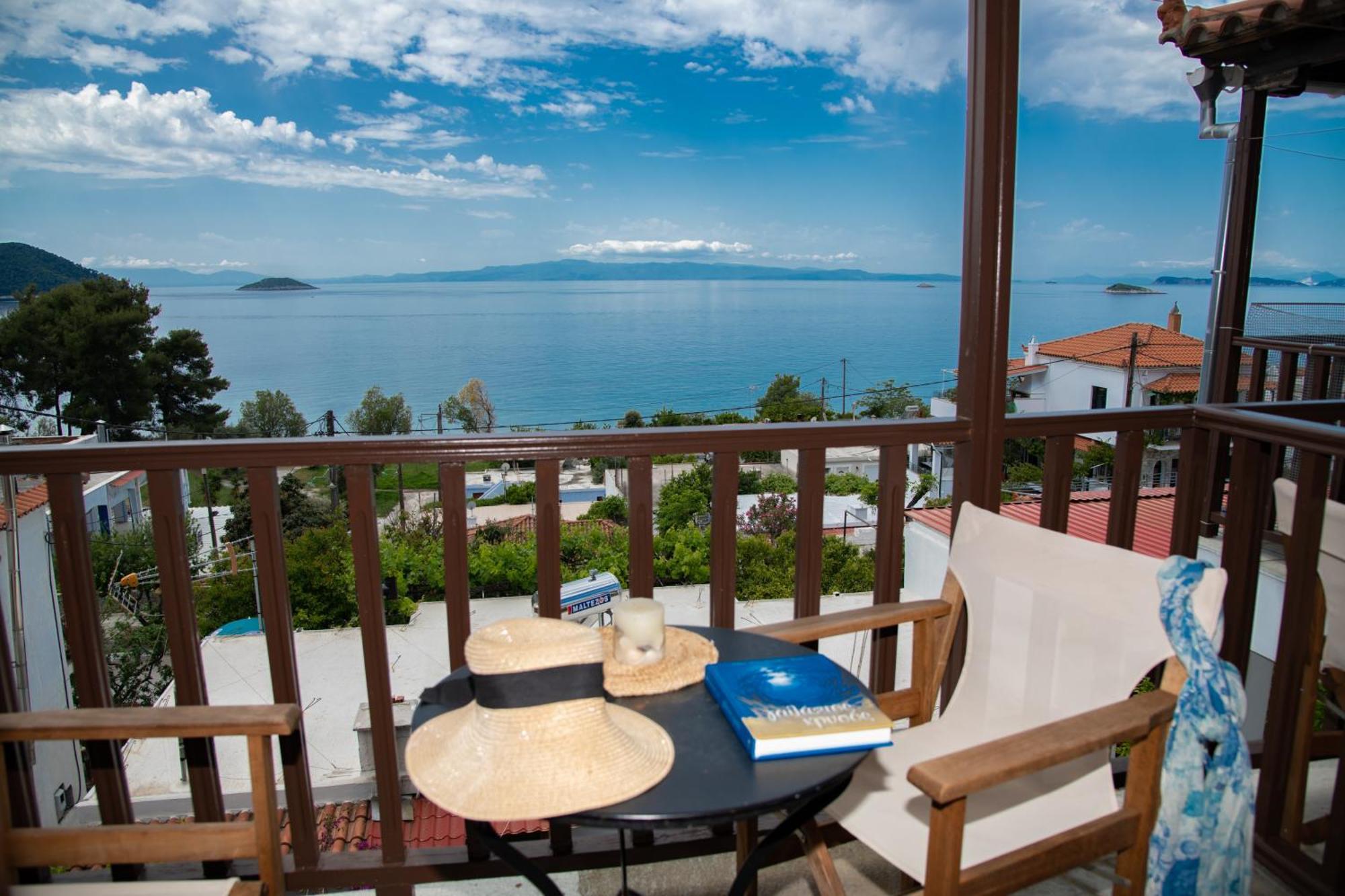Lilian Beachfront Apartments Neo Klima Dış mekan fotoğraf