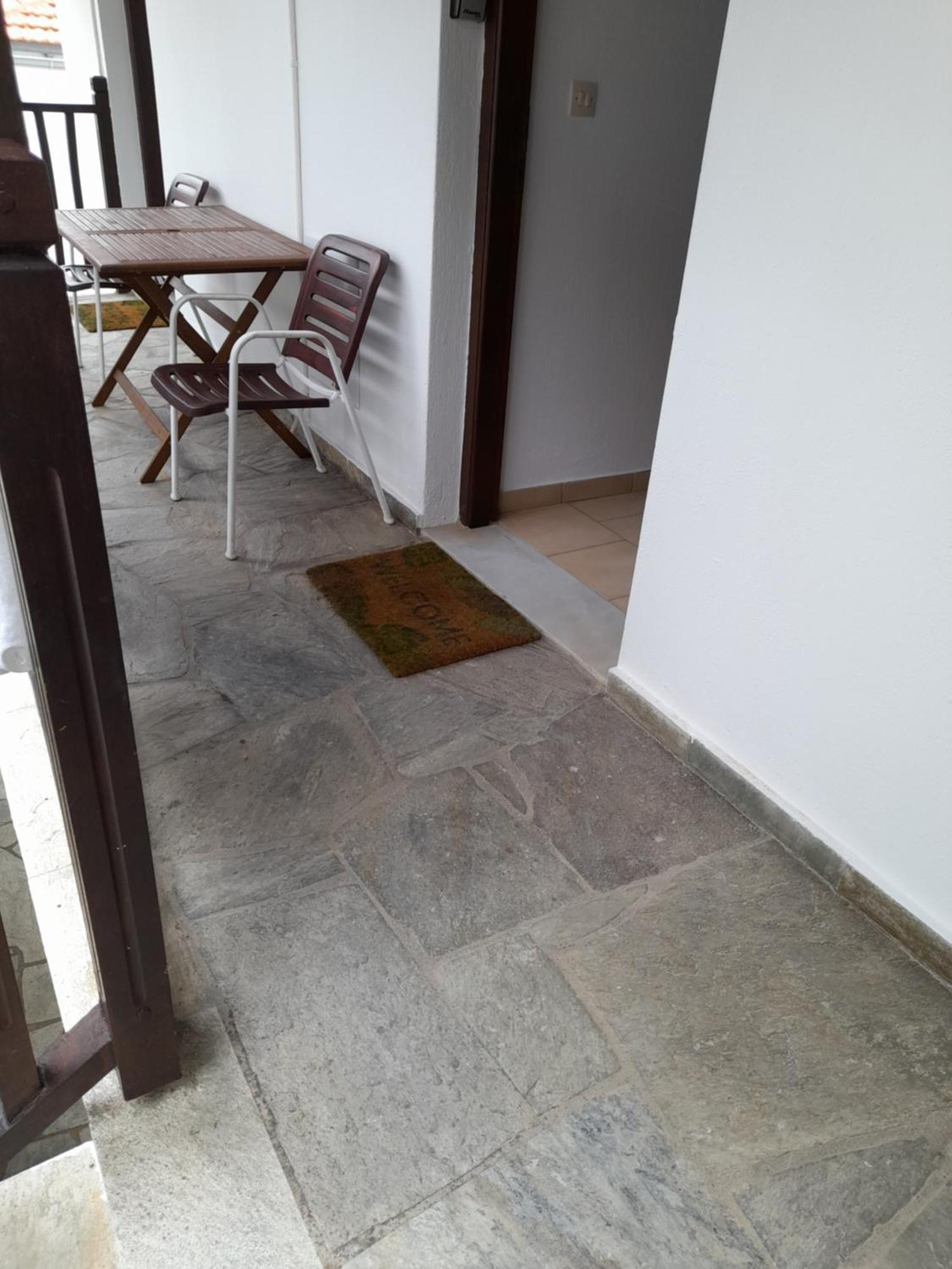 Lilian Beachfront Apartments Neo Klima Dış mekan fotoğraf